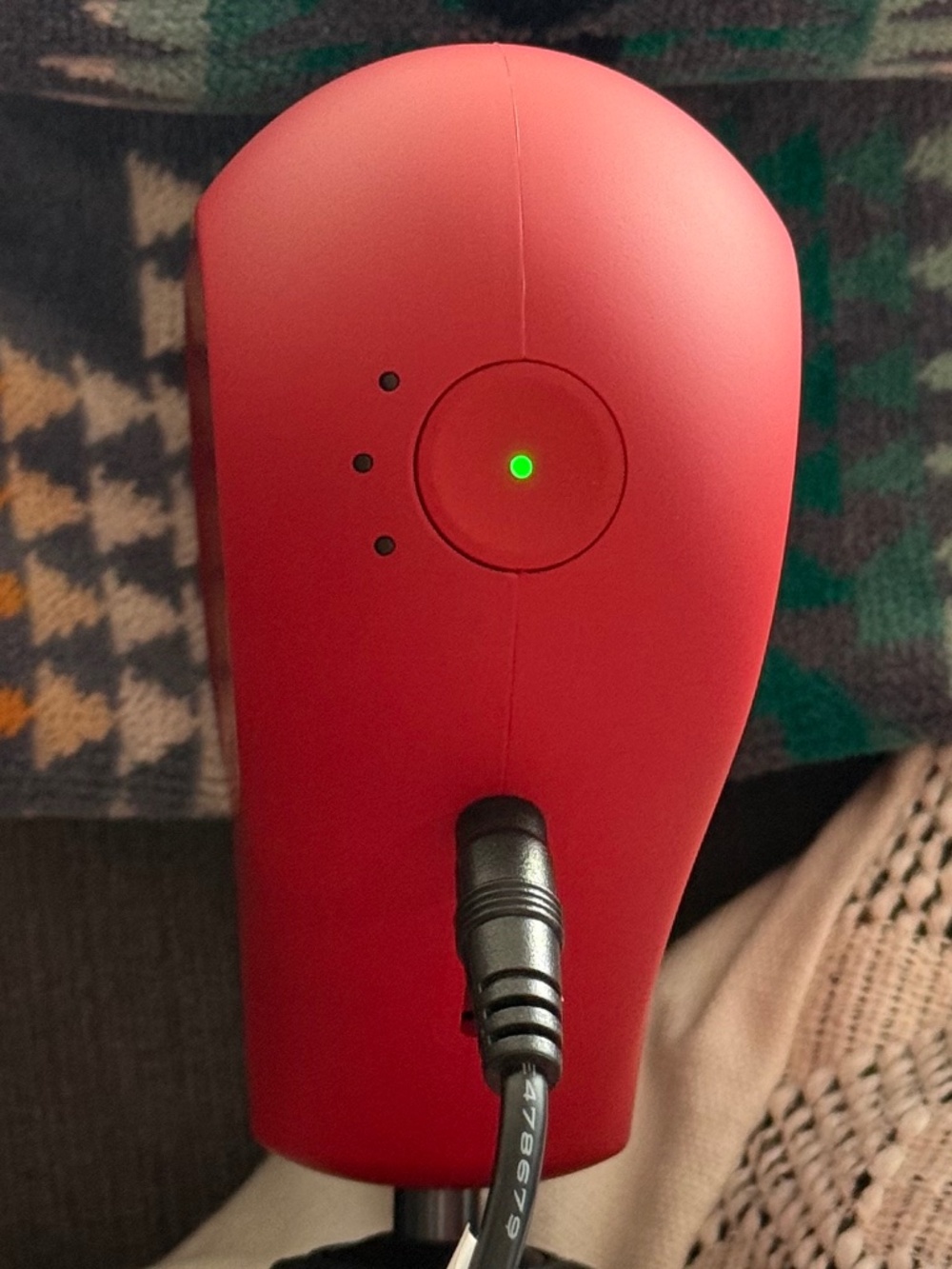 Theragun Mini | Limited Edition (PRODUCT) RED - Picture 7 of 14